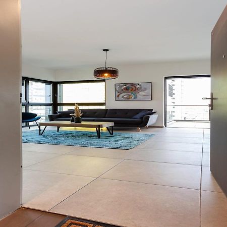Oַ&O Group- Luxury Apt Tower Spectacular Sea View Bat Yam Exterior foto