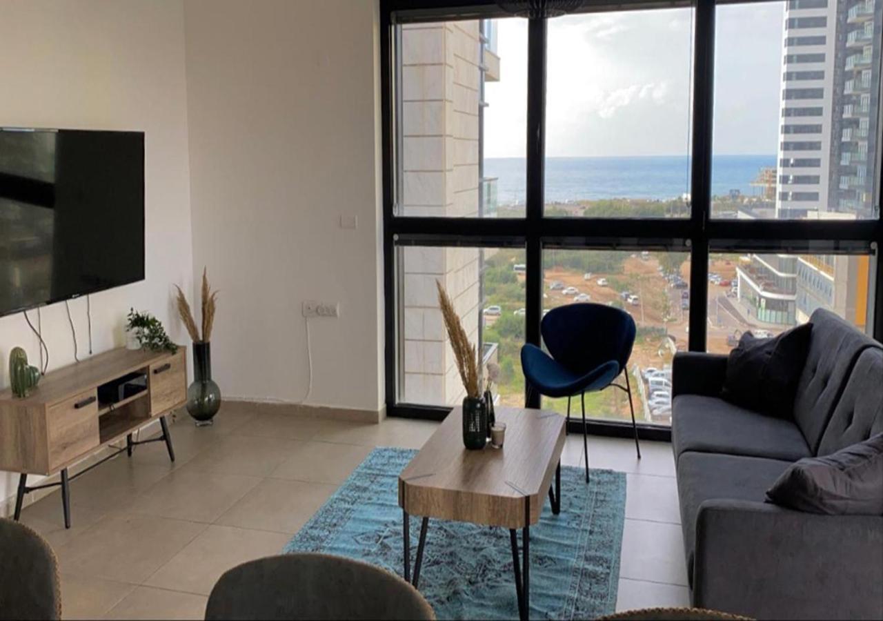 Oַ&O Group- Luxury Apt Tower Spectacular Sea View Bat Yam Exterior foto