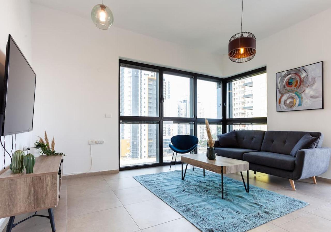 Oַ&O Group- Luxury Apt Tower Spectacular Sea View Bat Yam Exterior foto